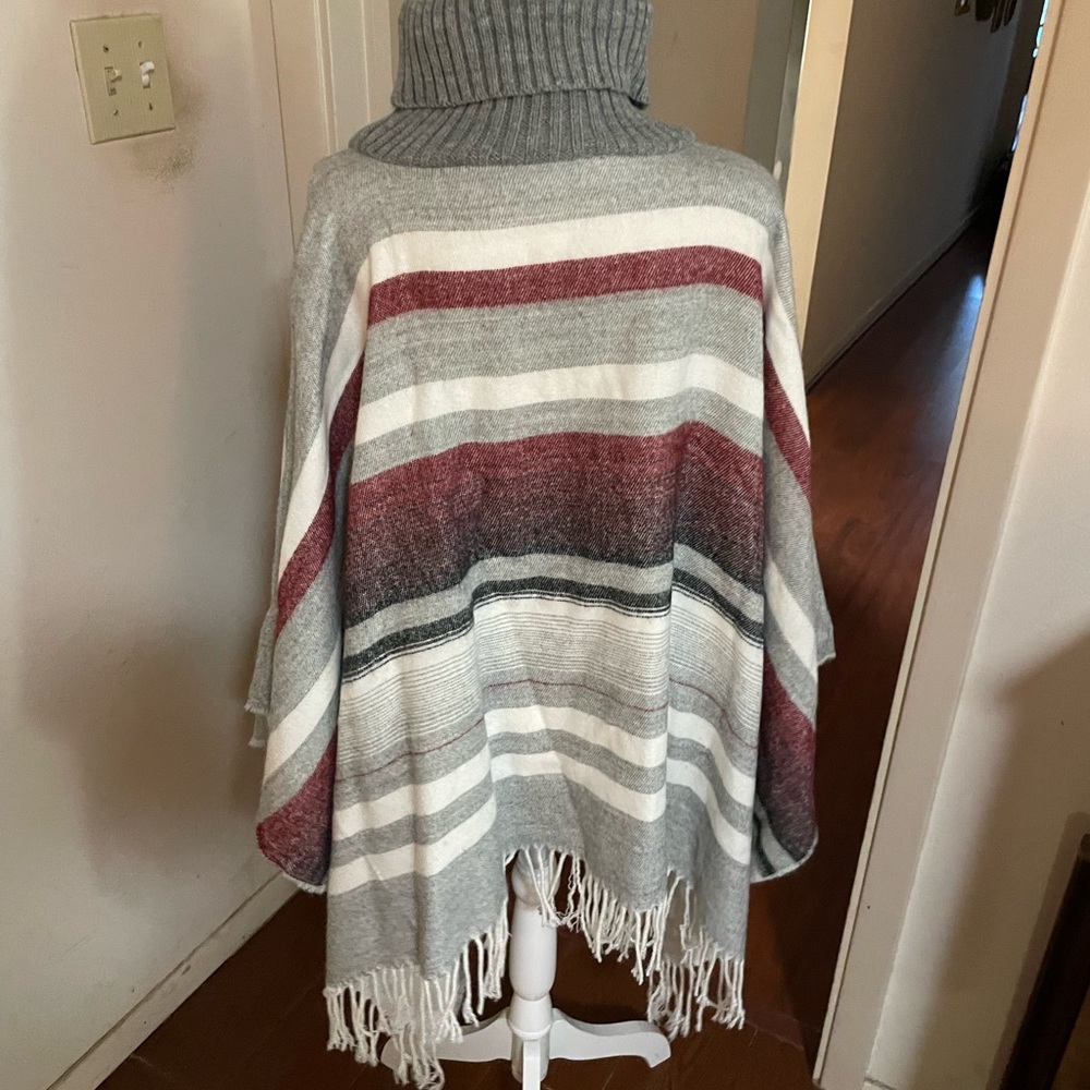 Vince Camuto striped turtleneck fringe poncho knit gray One Size OSFM gray red - Picture 7 of 14
